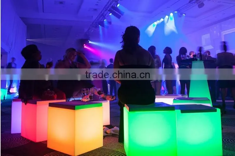 RGB illuminated LED light cube / rechargable outdoor and indoor LED cube seat with cushion