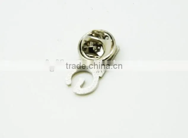 promotional gifts hard sliver plating letter metal pin badge