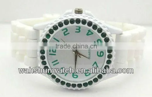 Trend design lady's fake diamond watch in dongguan