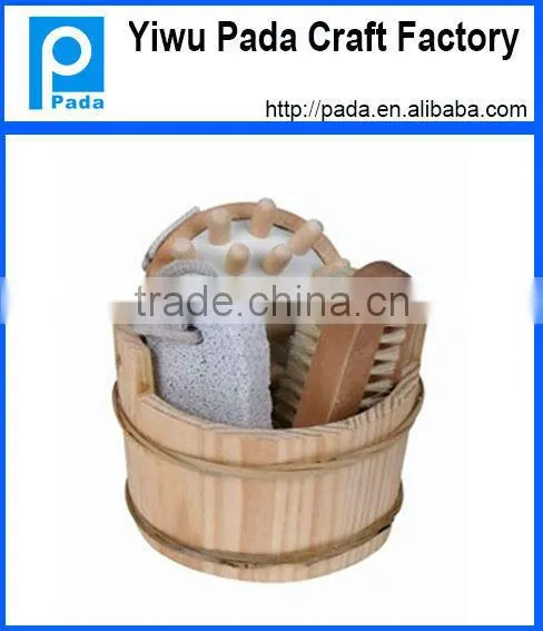 wooden bath set in wood basket