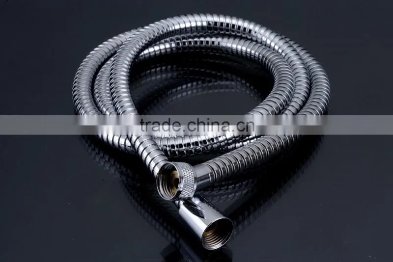 360 Rotational Brass Chromeplated Double Lock Water Hose