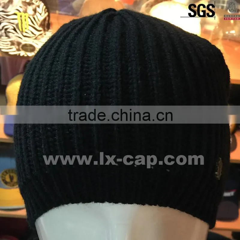 Fashion Warmer knitted beanie hat with pom