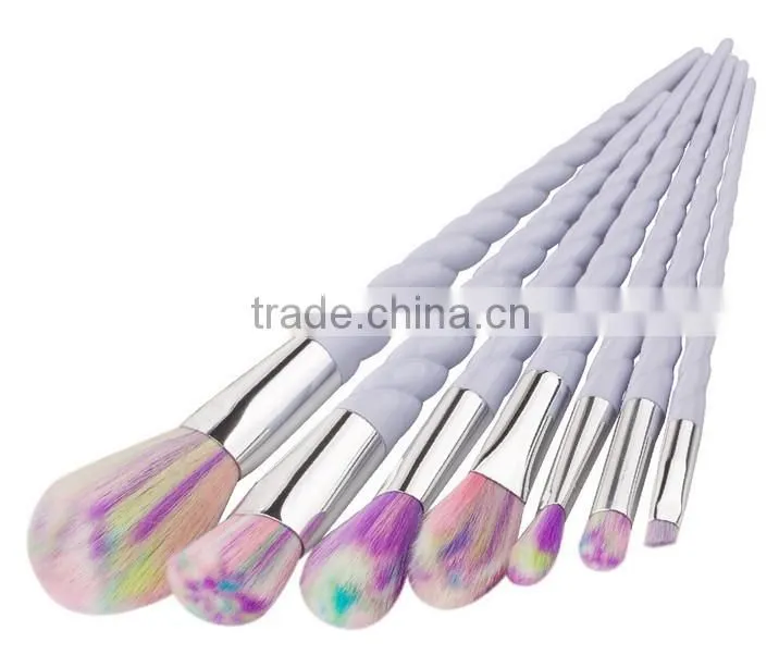 Free sample Beauty skin care Unicorn makeup brushes set kit face brush with travelling bag