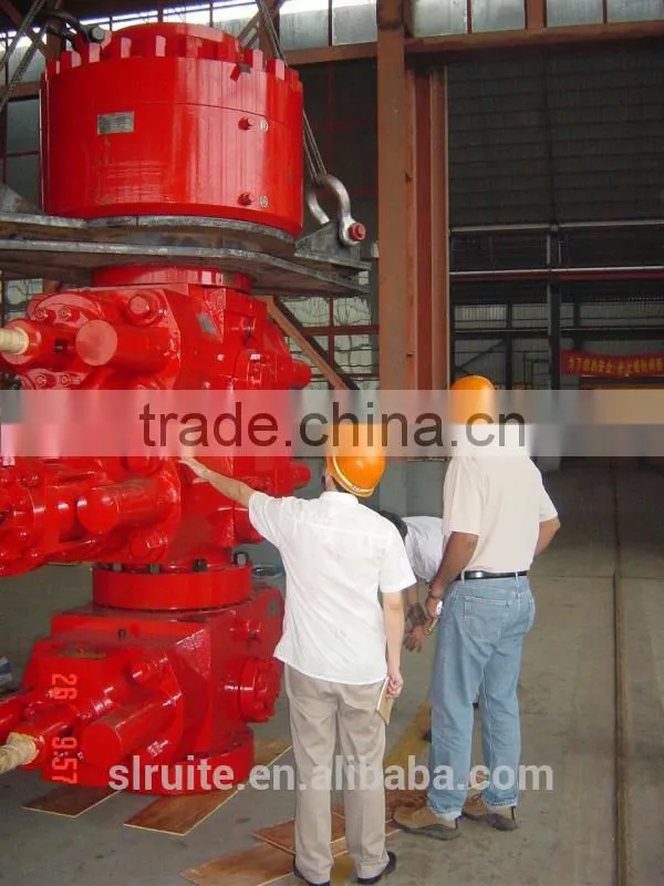 Hydraulic dual-ram BOP.