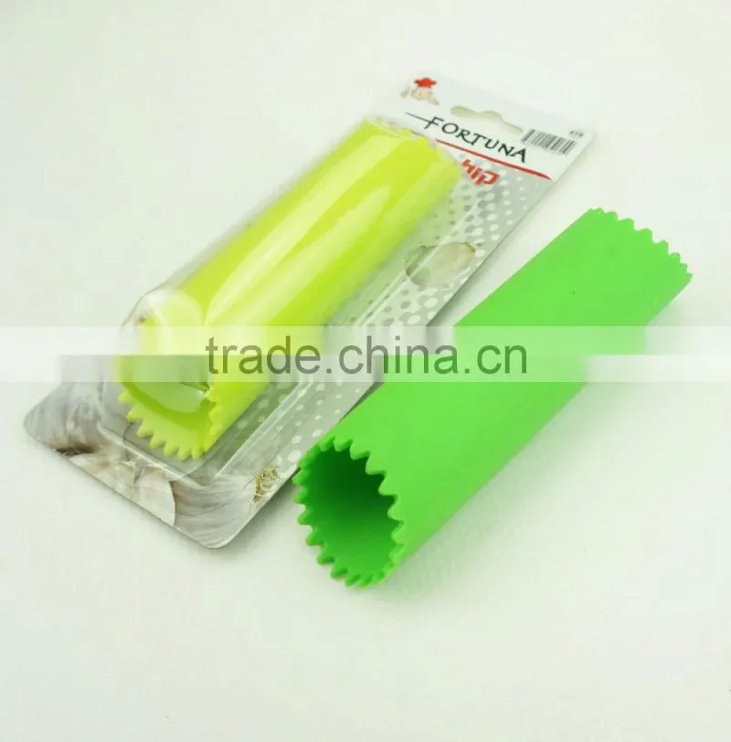 16074hot sale pratical silicone garlic peeler