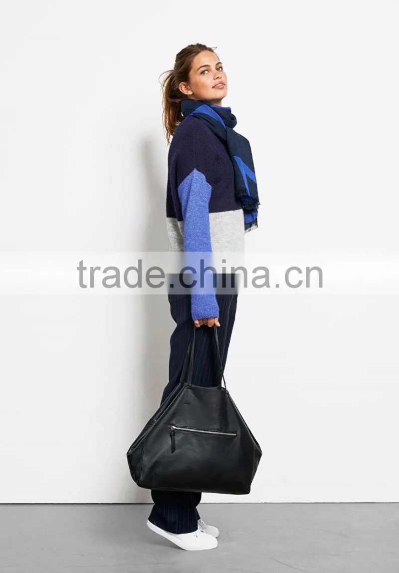 Custom Brand Sweaters Ladies Three Color Fashion Korean Knitted Cardigan For Women