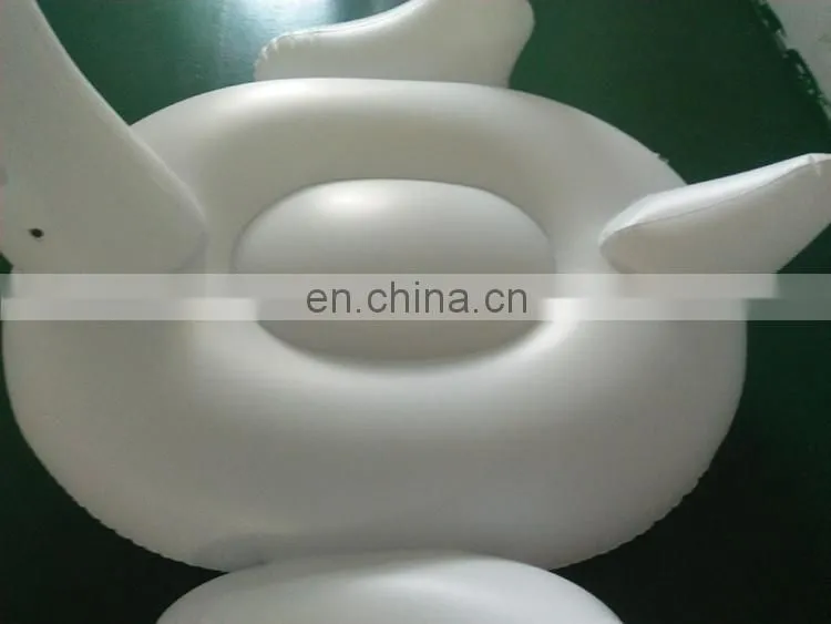 Custom Animal Water PVC Inflatable Floating Swan Toys For Swimming Pool