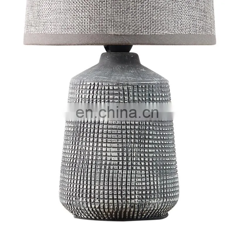 Antique ceramic table light and creative art bedroom bedside table lamp