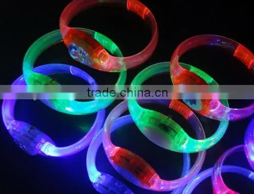 New design LED glowing silicone magnetic bracelet