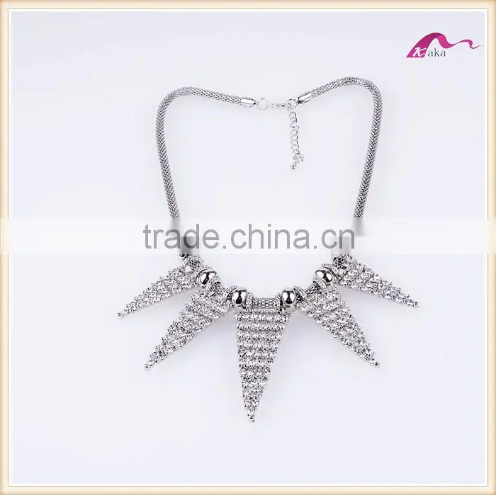 Wholesale Fashion Jewelry Necklace Women Chunky Statement Necklace