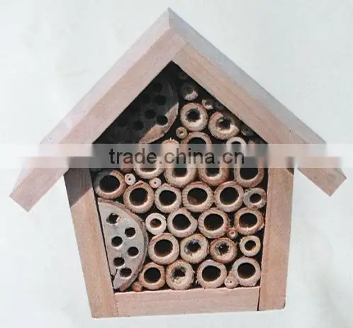 wooden Eco-friendly wasp house