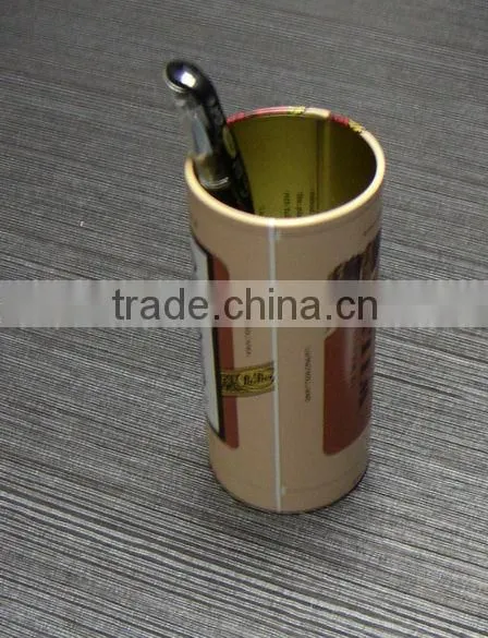 round tin pen holder