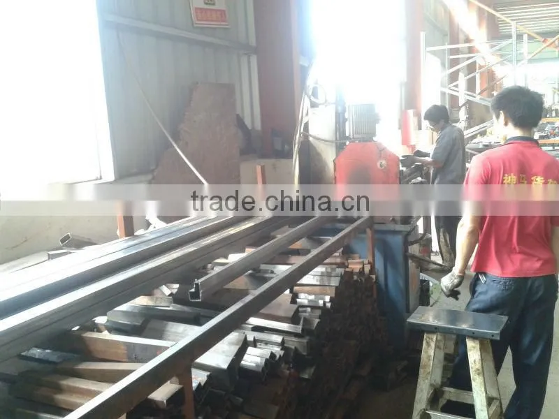 Mould racking