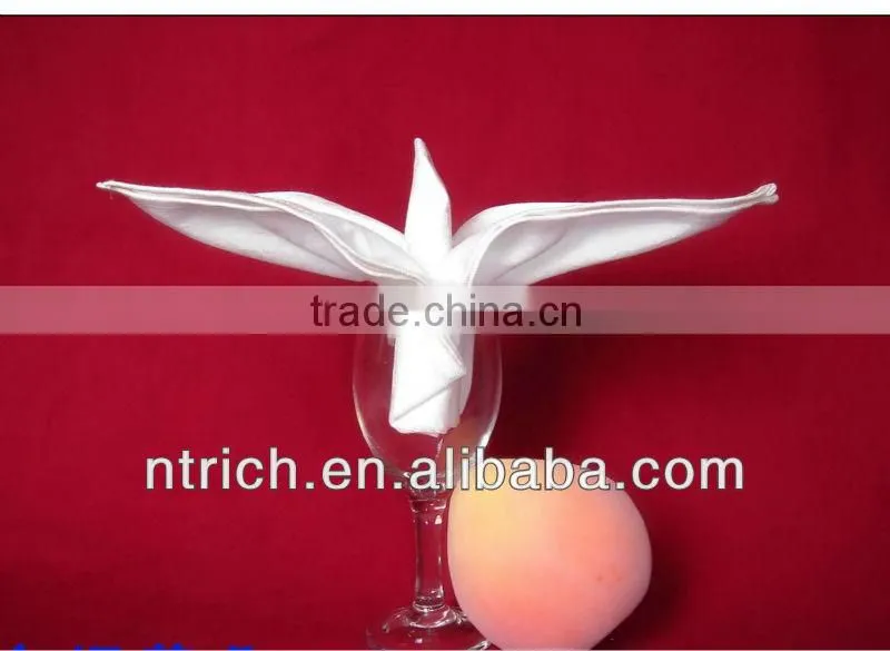 Delicate polyester serviette for banquet/wedding table,decorative napkins