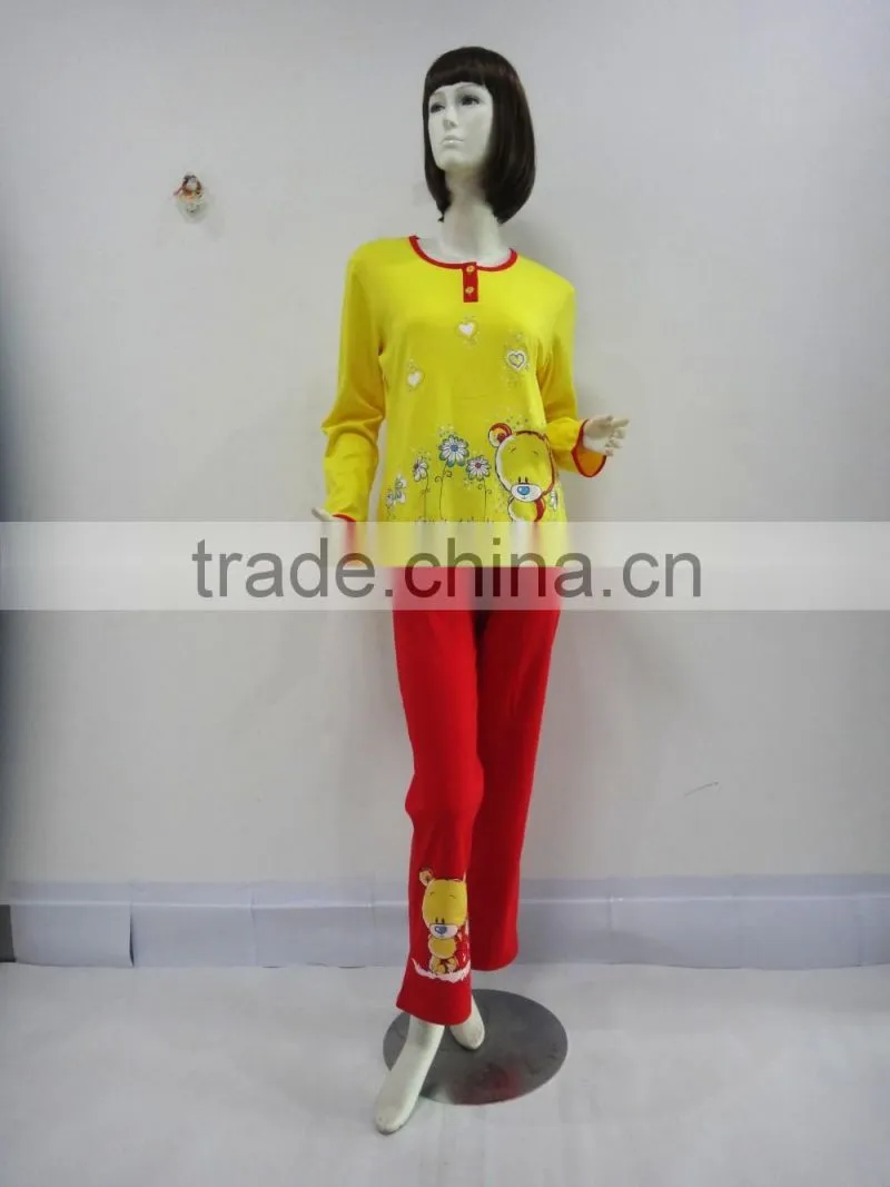 Atmospheric cartoon cute bear round collar pajamas women