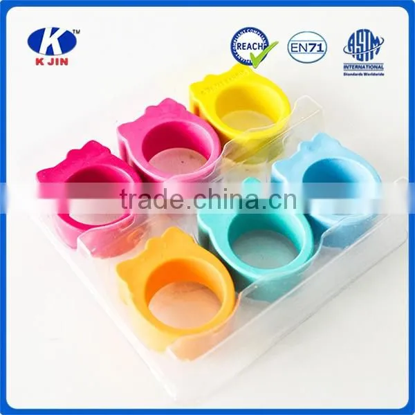 2016 hot sale 8 color fluorescent crayon into paper box for the kindergarten children
