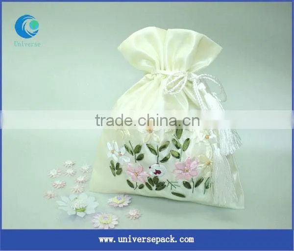 circle jewelry gift pouch with logo provide