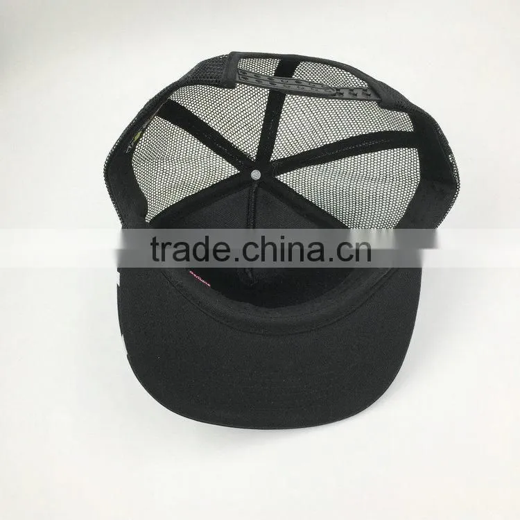 Wholesale flat brim 5 panel printed half mesh trucker cap