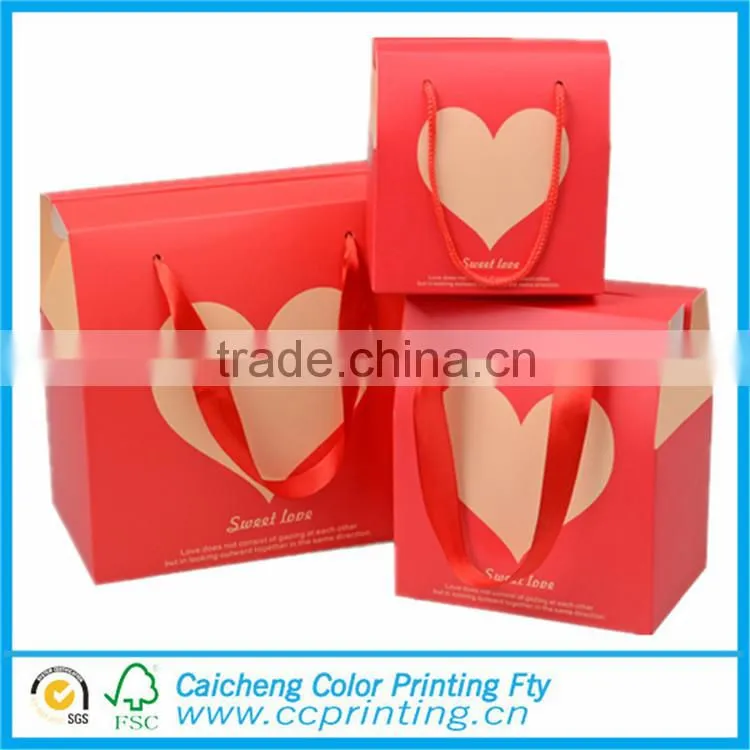 Promotional wedding gift paper bag with heart window