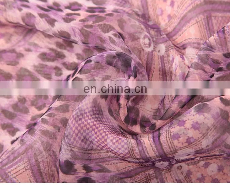 Lingshang new design lady's pure acrylic handmade knitted triangular attached bowknot scarf