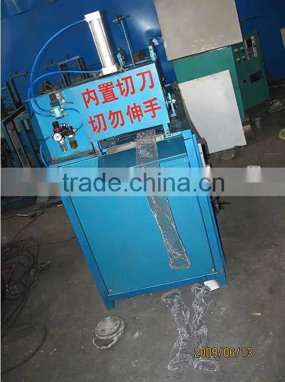 Automatic mesh scourer machine(factory)