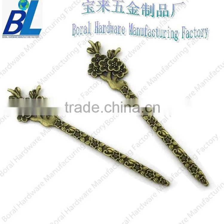 Fish shape holder personalized metal bookmark with antique brass color