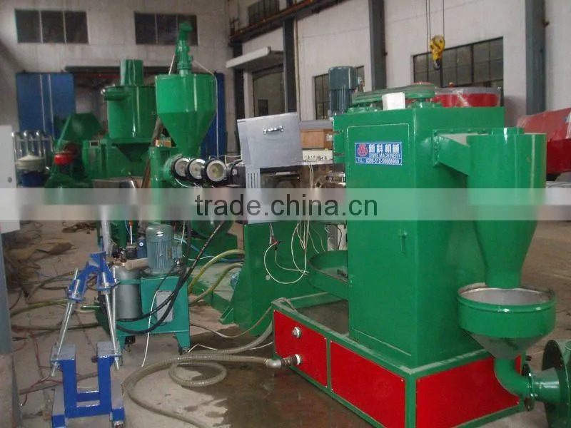plastic recycling machine granulating PE