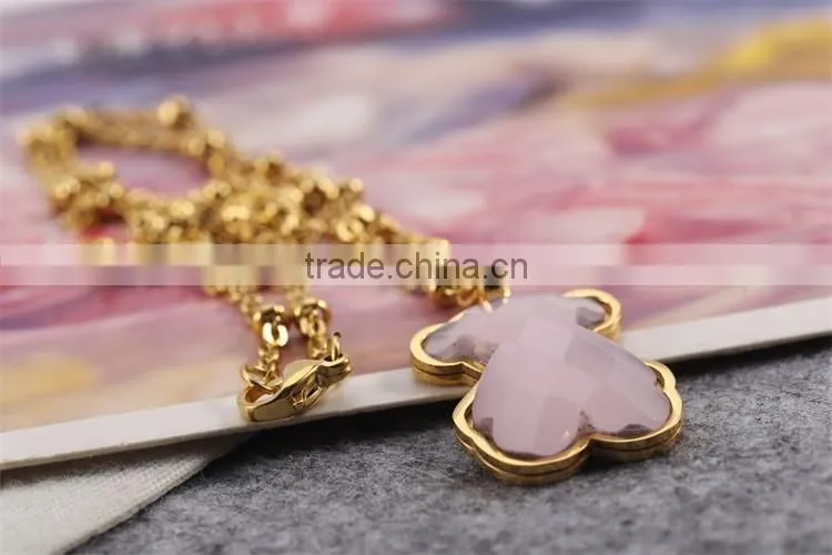 Women latest fashion trend accessories necklace