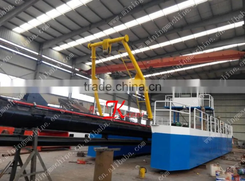 Trailing suction hopper dredger