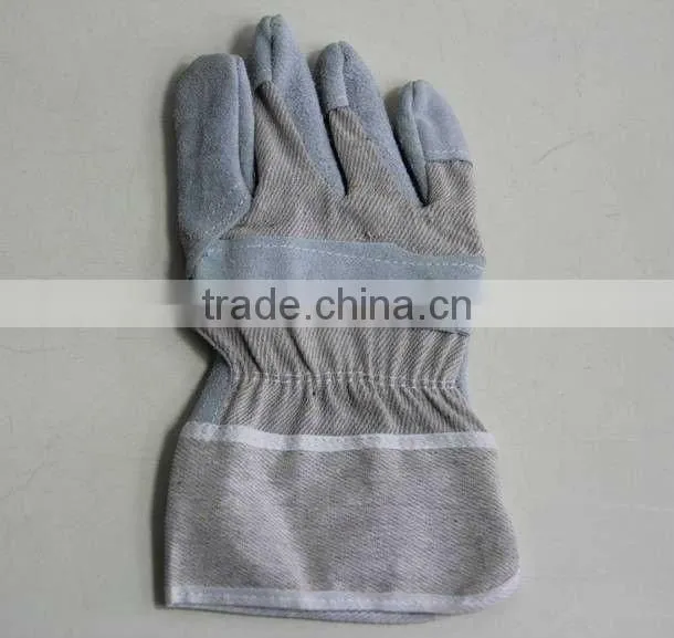 split leather working gloves stock