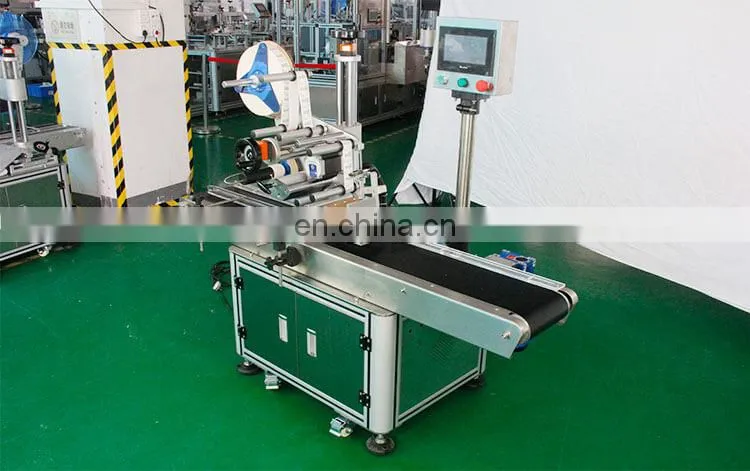 HL-T-300 Automatic Sock Flat Labeling Machine For Packaging