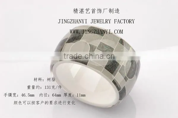 Geometric pattern USA Style Resin quality Bangle