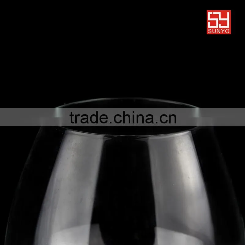 Customized sodalime clear short stem brandy glass luxury hotel club glassware supplier