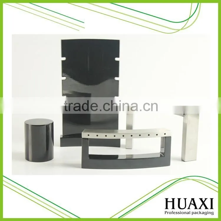 2016 black metal new design jewelry displays stand