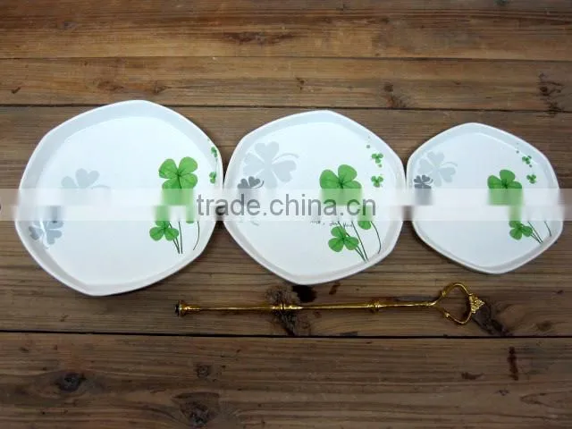 Cosmos Decal Ceramic Three Tier Fruit Plate Manufacturer