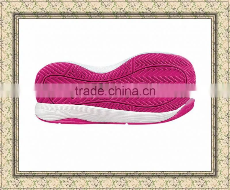 New product fashion tennis shoes in china