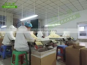 dried white or yellow onion powder plant