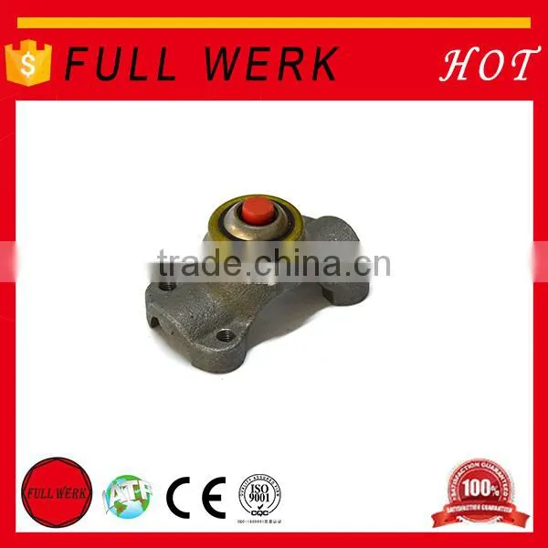 Hot sell CV Centre Yoke, universal joint coupling, drive shaft tractor 4wd for sale on F ord,R2-21-0841