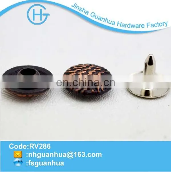 Polishing plating jeans metal rivets with logo