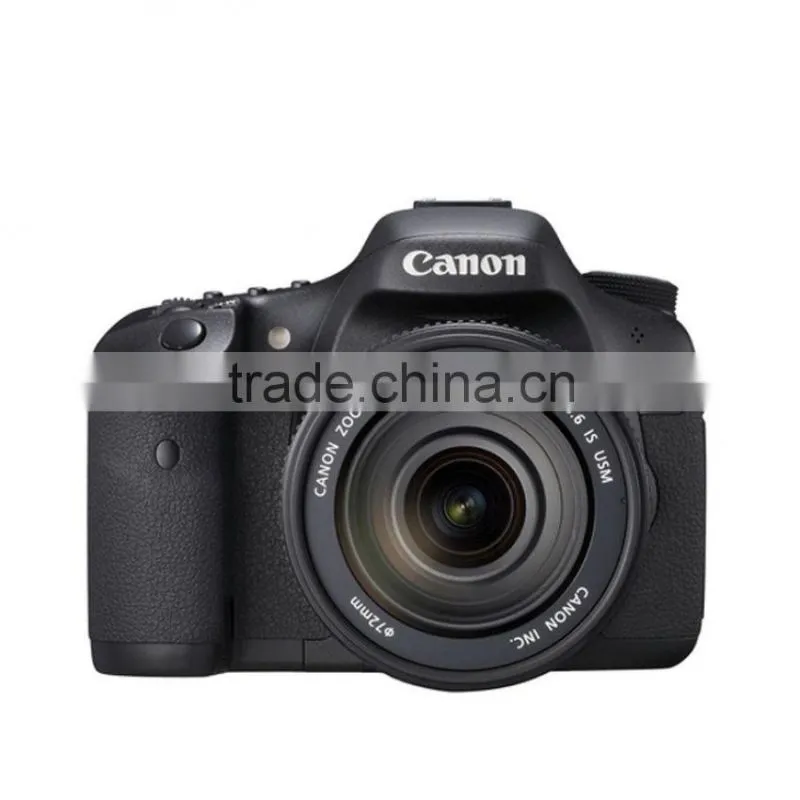 Canon EOS 7D with 15-85mm f/3.5-5.6 IS USM Lens Kit