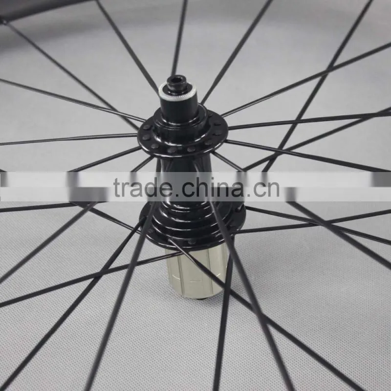 700c ican carbon fiber bike wheels 56mm clincher road bicycle wheel with glossy logos W56C
