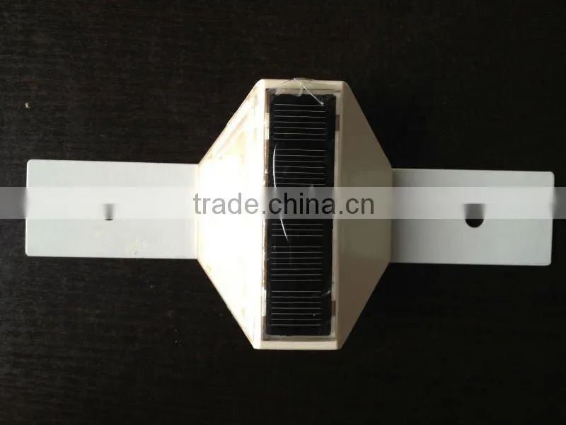 UV-proof and High-temperature-proof Solar LED Guardrail Light