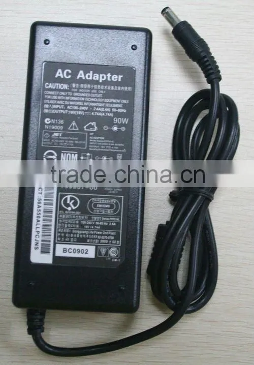 AC ADAPTOR for computer (19V-4.74A)