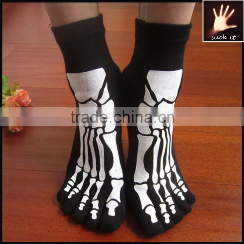 Women's Cotton Warmth picture with Skull Funny Ankle Toe Socks