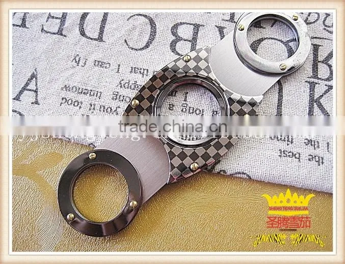 Double blade stainless steel cigar cutter 56 Ring