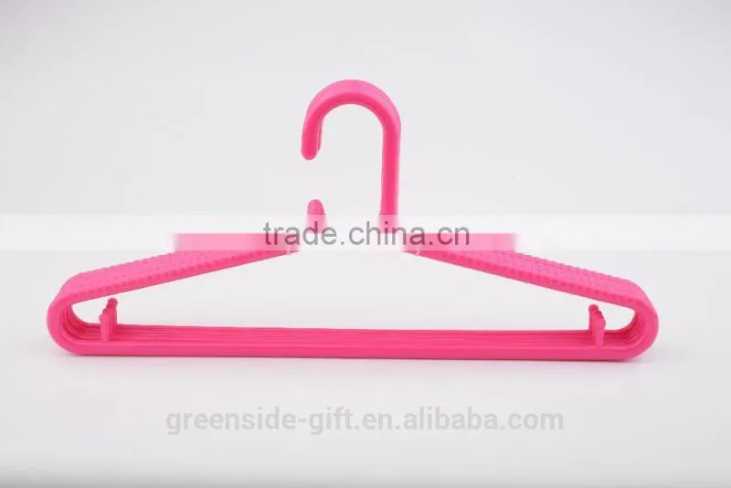 GS8071 plastic clothes hangers