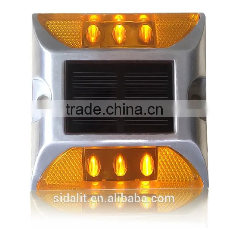 easy installation white 600mAH NI-MH battery road side Solar road stud flashing light