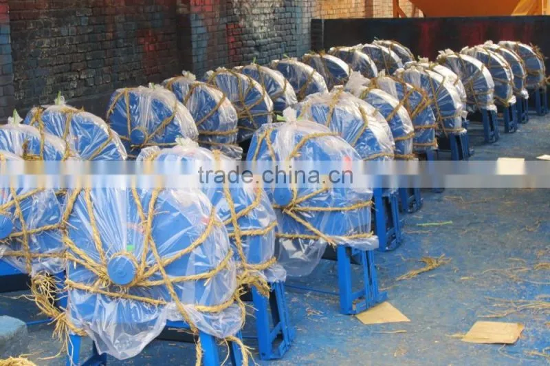 Large capacity hammer mill grinder