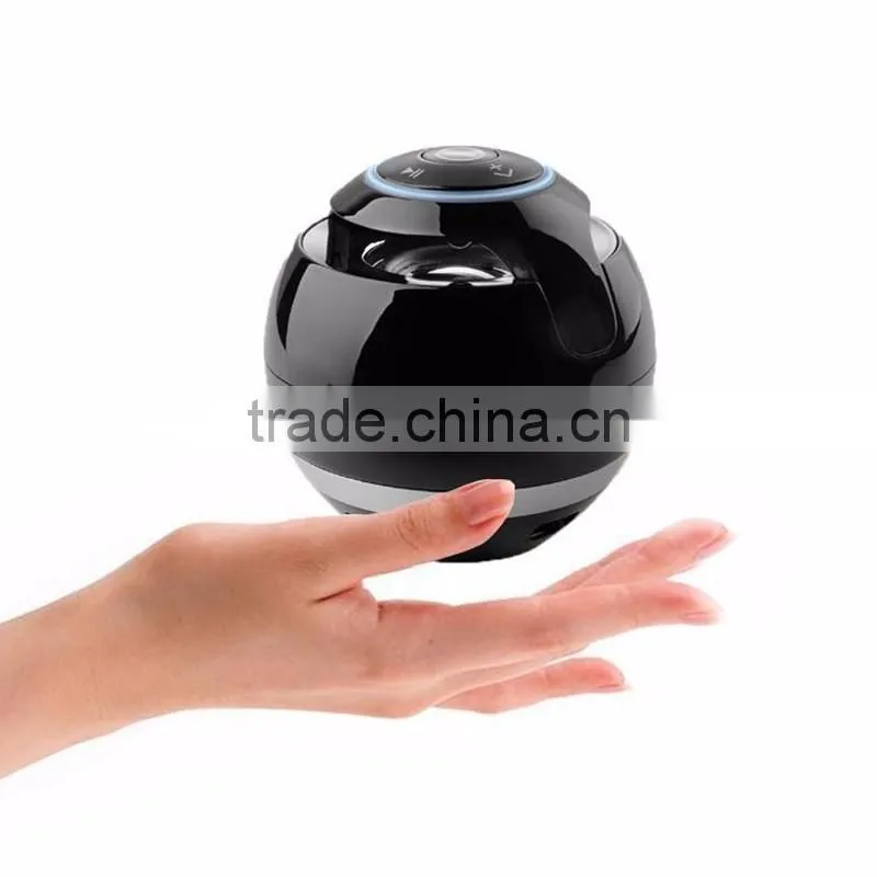 2017 New products mini portable bluetooth speakers with fm radio