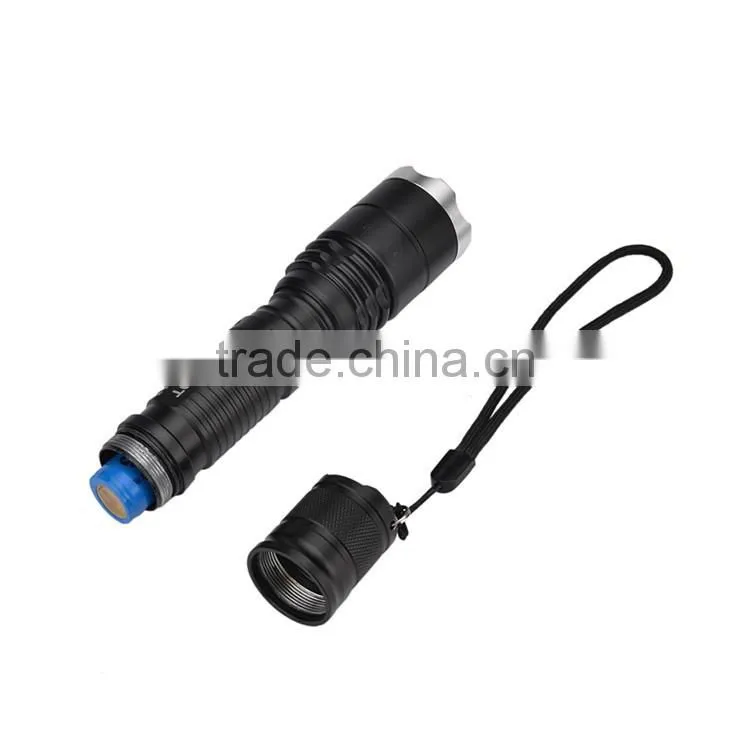 Zoomable Multifunctional Long Lasting Time Tactical Flashlight With Five Stalls